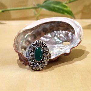 Vintage 1990s Sterling Silver Marcasite & Green Agate Statement Ring • S9